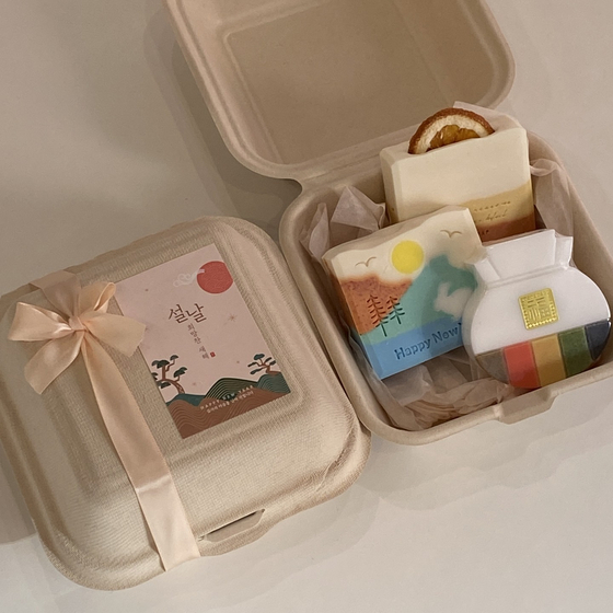 Hand-made soaps with Lunar New Year themes are available on local lifestyle platform Idus [SCREEN CAPTURE]