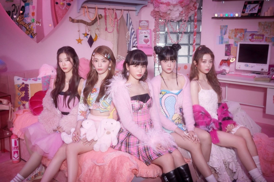 Girl group Le Sserafim [SOURCE MUSIC]
