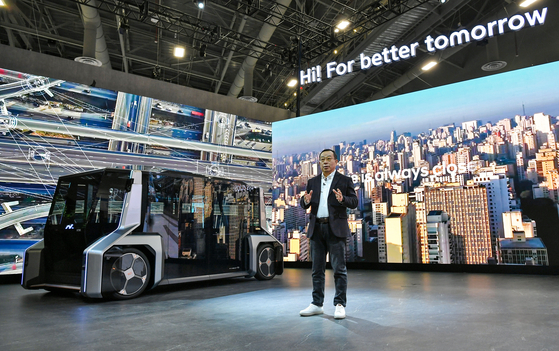 Hyundai Mobis President Cho Sung-hwan speaks about the company's vision during the CES 2023, which held in Las Vegas earlier in the month [HYUNDAI MOBIS]