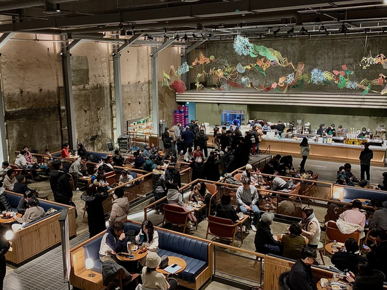 Starbucks Gyeongdong 1960 store inside Gyeongdong Market [LEE JIAN]