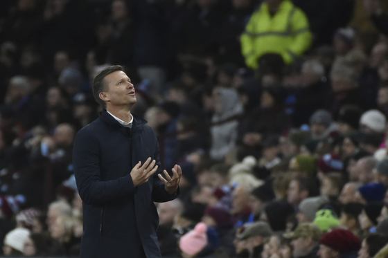 Leeds United's former manager Jesse Marsch reacts during a Premier League match against Aston Villa at Villa Park in Birmingham on Jan. 13.  [AP/YONHAP]