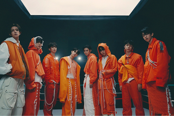 Concept photo for 8TURN's debut EP "8Turnrise" [MNH ENTERTAINMENT]