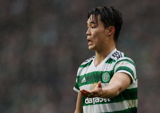 Celtic's Oh Hyeon-gyu reacts during a Scottish Premiership game against Aberdeen at Celtic Park in Glasgow, Scotland on Saturday.  [REUTERS/YONHAP]