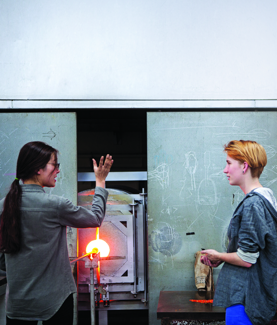 Students working at a glass studio at Korea National University of Art's School of Visual Arts [KIM KYOUNGSOO]