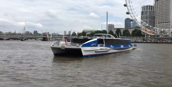 Seoul Mayor Oh Se-hoon on Monday hinted at the possibility of running ferries on the Han River as a new public transportation mode, akin to London's River Bus, as shown above. [SCREEN CAPTURE]