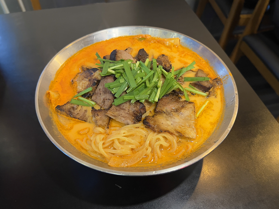 Jjampongya's chashu noodles [LEE TAE-HEE]