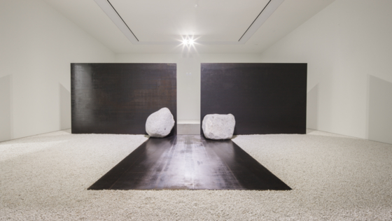 Korea’s master of dansaekhwa, or Korean monochrome painting Lee Ufan's ″Relatum - Narrow gate″ exhibited at Space Lee Ufan at the Busan Museum of Art in Haeundae District, Busan. [BUSAN MUSEUM OF ART] 