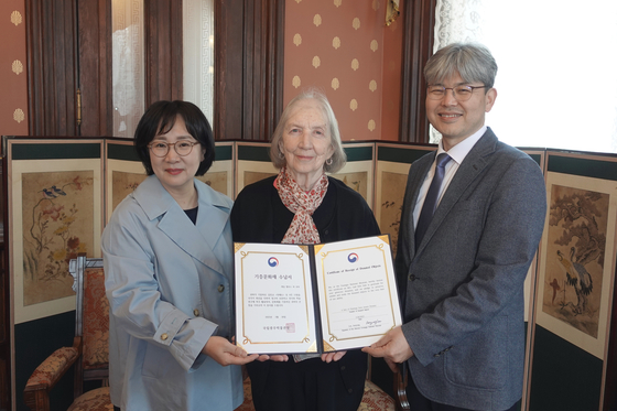 A donation ceremony held on March 28, at the U.S. office of the Overseas Korean Cultural Heritage Foundation [GWANGJU NATIONAL MUSEUM OF KOREA]