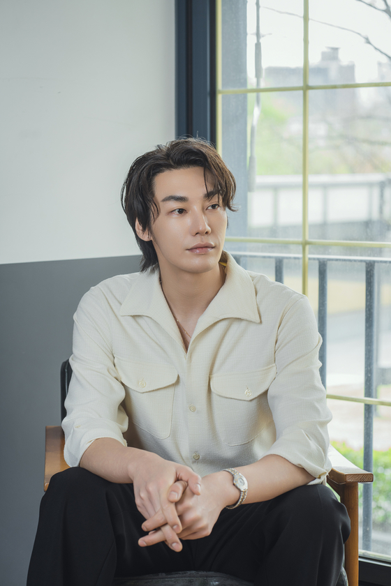Actor Kim Young-kwang poses for a photo during a roundtable interview with local press in central Seoul on Monday. [WALT DISNEY COMPANY KOREA]