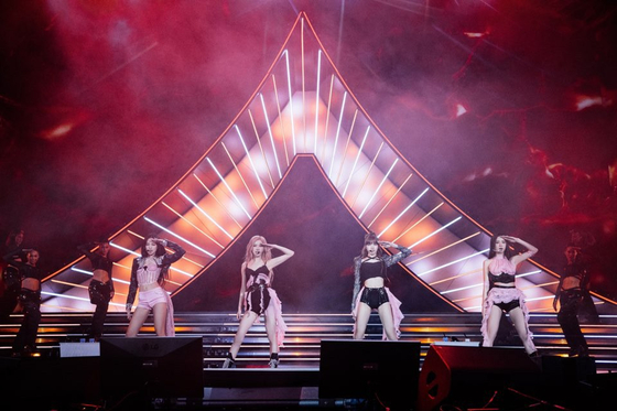 Girl group Blackpink at the Coachella Valley Music and Arts Festival on Sunday [YG ENTERTAINMENT]