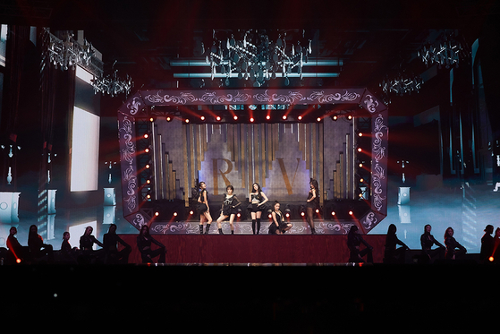 Girl group Red Velvet performs during its ″R to V″ concert in KSPO Dome, southern Seoul. [SM ENTERTAINMENT]