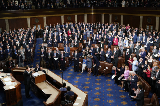 Korean President Yoon Suk Yeol addresses a joint meeting of Congress in the House chamber in Washington on Thursday. [AP/YONHAP]