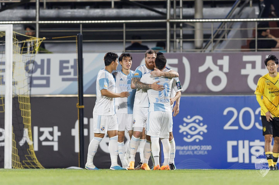 Ulsan Hyundai players celebrate during an FA Cup match against the Jeonnam Dragons at Gwangyang Football Stadium in Gwangyang, South Jeolla, in a photo shared on Ulsan's official Facebook page on Wednesday. [SCREEN CAPTURE] 