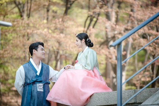 Sogand Nikkhah Bahrami and her Korean husband [SOGAND NIKKHAH BAHRAMI]