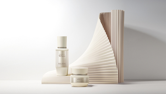 A photo of LG Household & Health Care's new anti-aging line, Royal Regina. In a first for the brand, the packaging removed Chinese characters and palace-inspired designs, opting for only the English label "Whoo." [LG H&H]