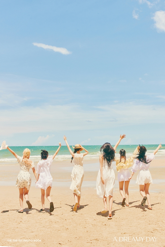 Girl group IVE [STARSHIP ENTERTAINMENT]