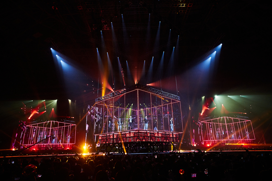 Boy band Infinite held its ″Comeback Again″ concert on Saturday and Sunday at the KSPO Dome, Songpa District, southern Seoul. It was the boy band's first concert in seven years [INFINITE COMPANY] 