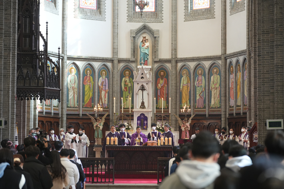 A special mass is arranged by the university at Myeongdong Cathedral in central Seoul on March 2 to mark the start of the 2023 academic year. [THE CATHOLIC UNIVERSITY OF KOREA]