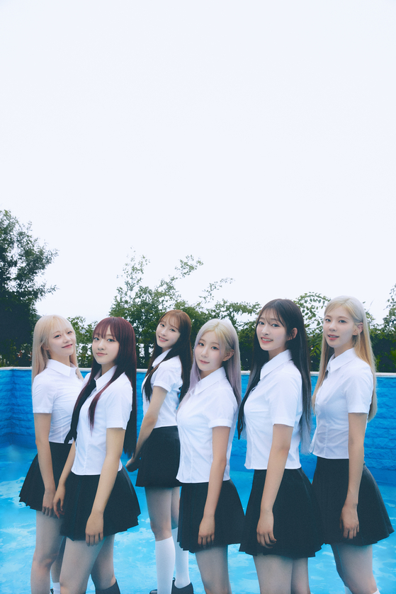 Girl group cignature [C9 ENTERTAINMENT]