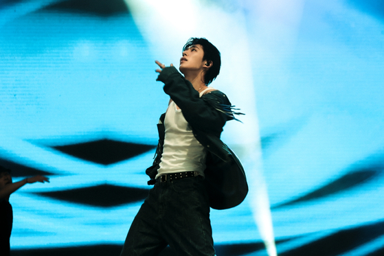 Rapper B.I became the first and only Korean artist to perform at the 2023 Lollapalooza Berlin music festival. [131 LABEL]