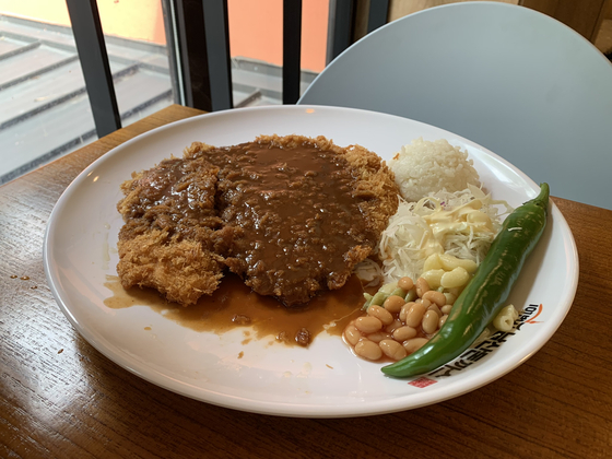 Namsan tonkatsu at No. 101 Namsan Tonkatsu in Jung District, central Seoul [LEE JIAN]