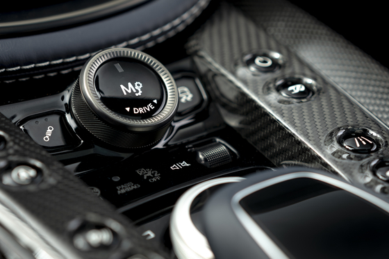 The interior of the DBX707 [ASTON MARTIN SEOUL]