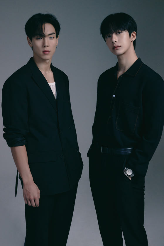 Members Shownu, left, and Hyungwon of boy band Monsta X's subunit duo Shownu X Hyungwon [STARSHIP ENTERTAINMENT]