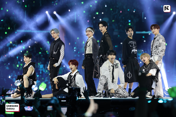 Boy band Cravity puts on a performance during the KCON music and culture festival held in Los Angeles last month [CJ ENM]