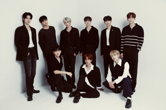 Boy band Cravity [STARSHIP ENTERTAINMENT]