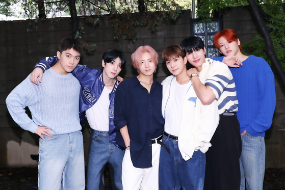 Just B dropped its fourth EP ″÷(Nanugi)″ on Monday, making it the boy band's first EP release in almost a year. [BLUEDOT ENTERTAINMENT]