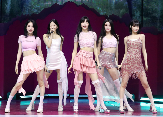 Girl group Le Sserafim [SOURCE MUSIC]