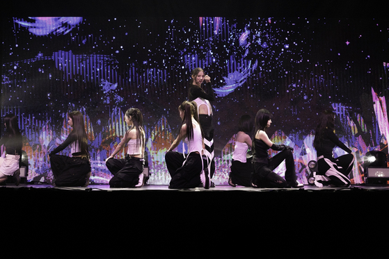 tripleS's latest subunit group EVOlution performs its lead track ″Invincible″ during the subunit's debut showcase held at the Yes24 Hall in Gwangjin District, eastern Seoul, on Wednesday. [MODHAUS]