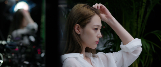 A scene from the documentary ″Persona: Sulli,″ a film about the late singer and actor Sulli [BUSAN INTERNATIONAL FILM FESTIVAL]