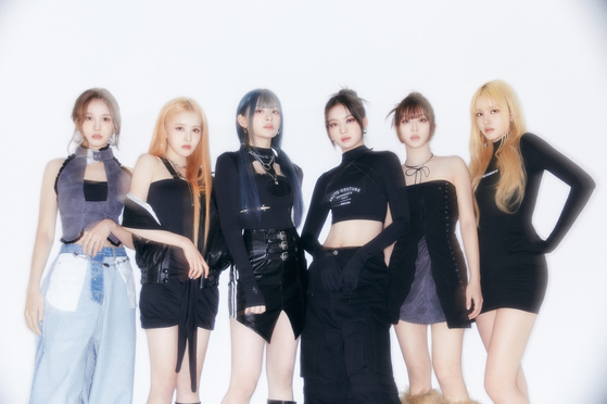 STAYC will drop its third Japanese single “LIT” on Dec. 6. [HIGH UP ENTERTAINMENT]
