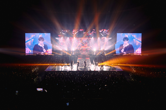 Singer Woodz kicked off ″OO-LI and″ encore world tour with a two-day performance at the SK Olympic Handball Gymnasium in Songpa District, southern Seoul over the weekend [EDAM ENTERTAINMENT] 