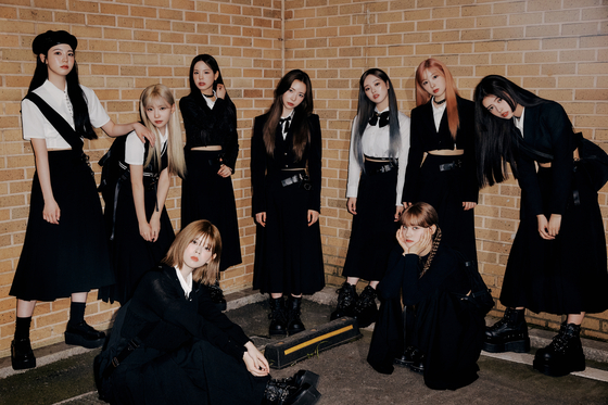 Girl group NiziU [JYP ENTERTAINMENT]