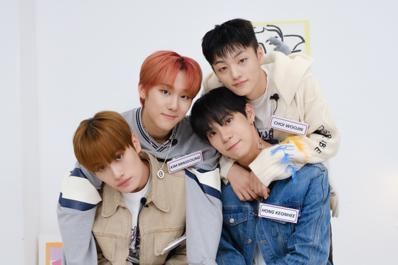 TIOT sat down with the Korea JoongAng Daily and Celeb Confirmed to talk about the band and answer questions from fans around the world. [CHO YONG-JUN]