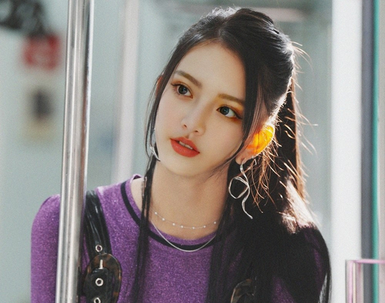 Vivi, a member of the new girl group iii [BIG OCEAN ENM]