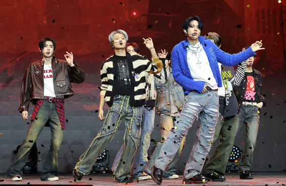Boy band Enhypen performs its new lead track ″Sweet Venom″ during a showcase held on Thursday at the Yes24 Live Hall music venue in eastern Seoul for its fifth EP ″Orange Blood.″ [NEWS1]
