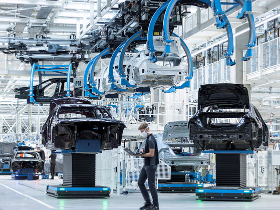Factory 56 of Mercedes-Benz [MERCEDES-BENZ]