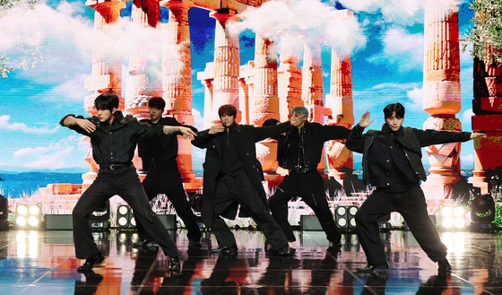 Boy band One Pact performs its debut lead track ″Must Be Nice″ during a press showcase held Thursday in southern Seoul ahead of the band's debut. [NEWS1]