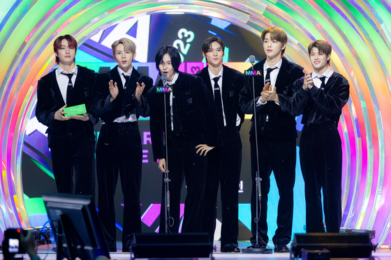 Riize receive New Artist of the Year during the Melon Music Awards 2023 held at Inspire Arena in Incheon on Saturday [KAKAO ENTERTAINMENT]