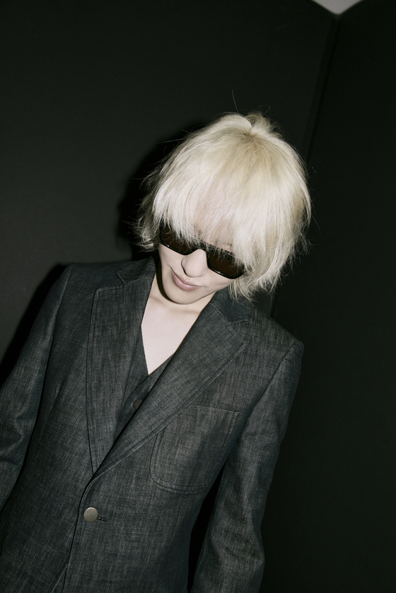 Singer Zion.T [THE BLACK LABEL]