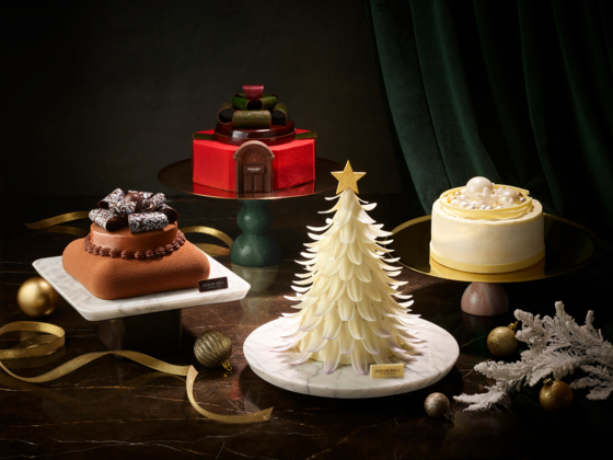 Christmas cakes offered at Josun Palace in Gangnam District, southern Seoul [JOSUN PALACE] 