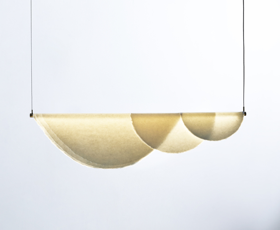 ″Layers Pendant L100″ (2017) by Kwon Jung-mo [KWON JUNG-MO]