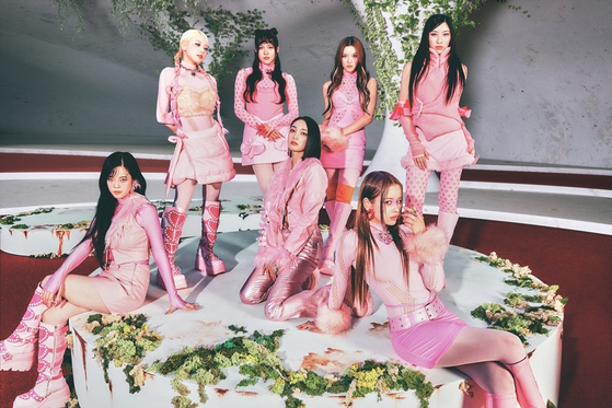 Girl group XG [XGALX]
