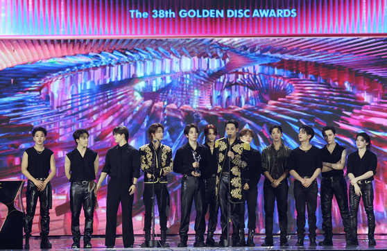 Boy band Seventeen gives a speech after winning the Grand Prize of the Album of the Year award at the 38th Golden Disc Awards on Saturday at the Jakarta International Stadium (JIS) in Indonesia. [GOLDEN DISC AWARDS ORGANIZING COMMITTEE]