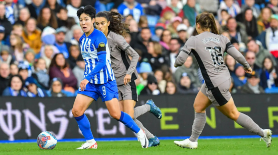 Lee Geum-min appears for Brighton in a game against Tottenham Hotspur on Oct. 16 in a photo posted on social media  [SCREEN CAPTURE]