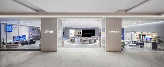Samsung Electronics opened Samsung BKC, an experience-centered retail outlet, in Mumbai's Bandra Kurla Complex on Tuesday. [SAMSUNG ELECTRONICS]