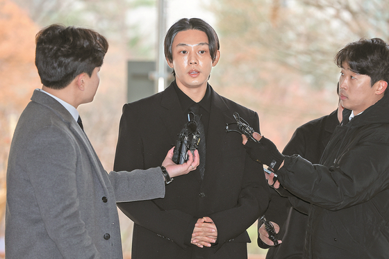 Actor Yoo Ah-in at the Incheon Nonhyun Police Station on Dec. 12, 2023 [NEWS1]